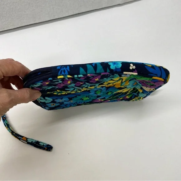 Vera Bradley Midnight Blue Floral Wallet Wristlet & Tablet Sleeve Zip Closure - Picture 13 of 14